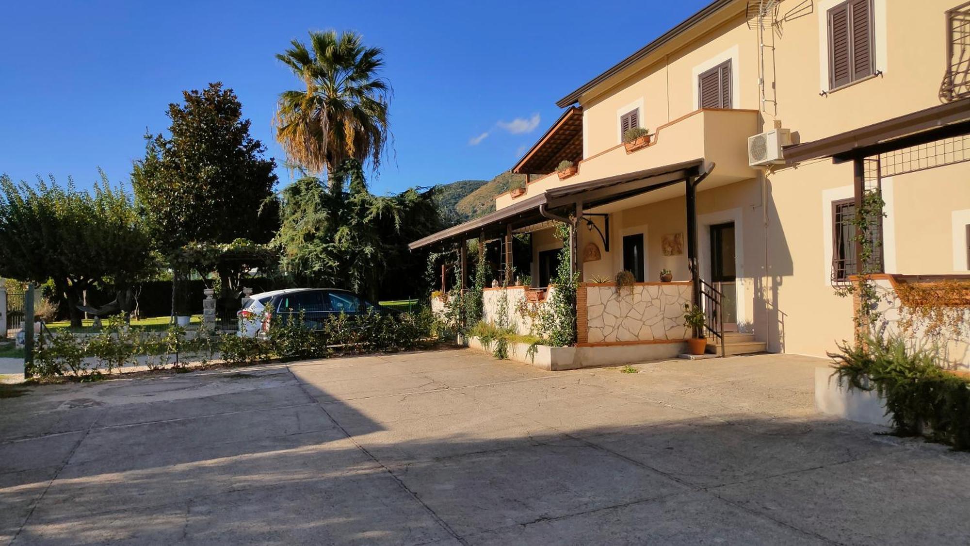 B&B Casale Shanti Piedimonte San Germano Exteriör bild